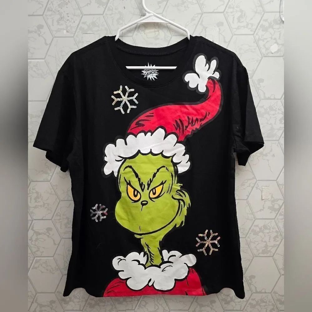 New Women's The Grinch Dr. Seuss T-Shirt 2024 Adult T Shirt Christmas New